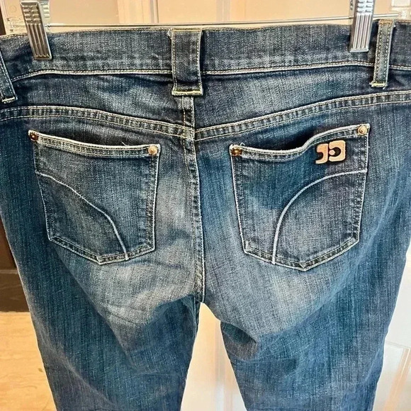 ~Joe’s~ Capri Jeans - Size 29 - Picture 4 of 7